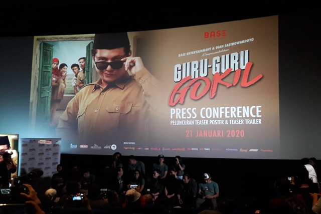 Teaser Trailer dan Teaser Poster "Guru-Guru Gokil" Tampilkan Keseruan dan Kegokilan Para Guru